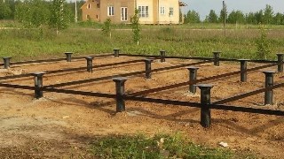 Установка и монтаж - винтовые сваи в Дальнереченске для свайного фундамента дома. Цена от 2042 руб - видео закручивание